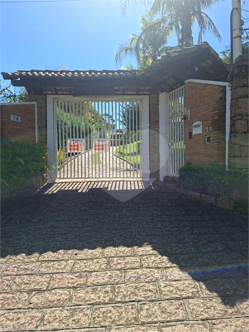 Casa à venda ou para alugar com 4 suítes no condomínio Residencial Vale das Laranjeiras, Indaiatuba - SP