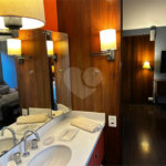 Casa à venda com 5 quartos, sendo 3 suítes, em Morumbi, São Paulo, SP