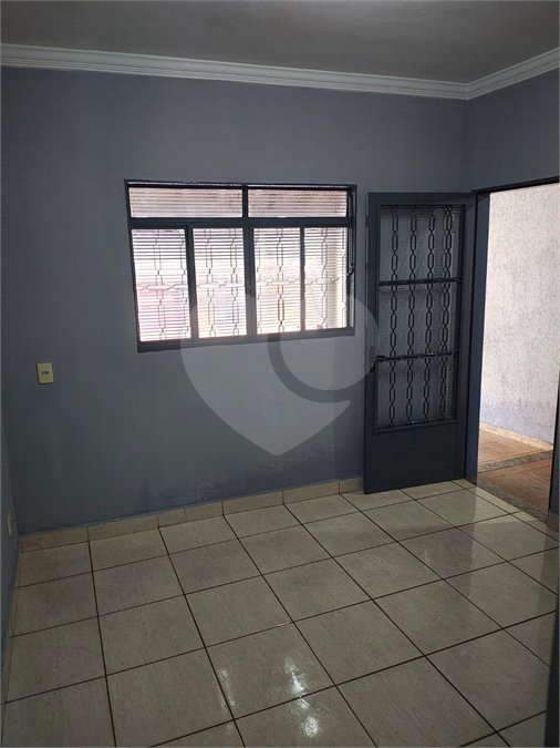 Casa à venda com 3 quartos, sendo 1 suíte, em Planalto Verde, Ribeirão Preto, SP