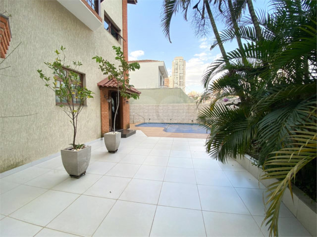 Casa à venda com 3 quartos, sendo 1 suíte,  em Santana, São Paulo, SP