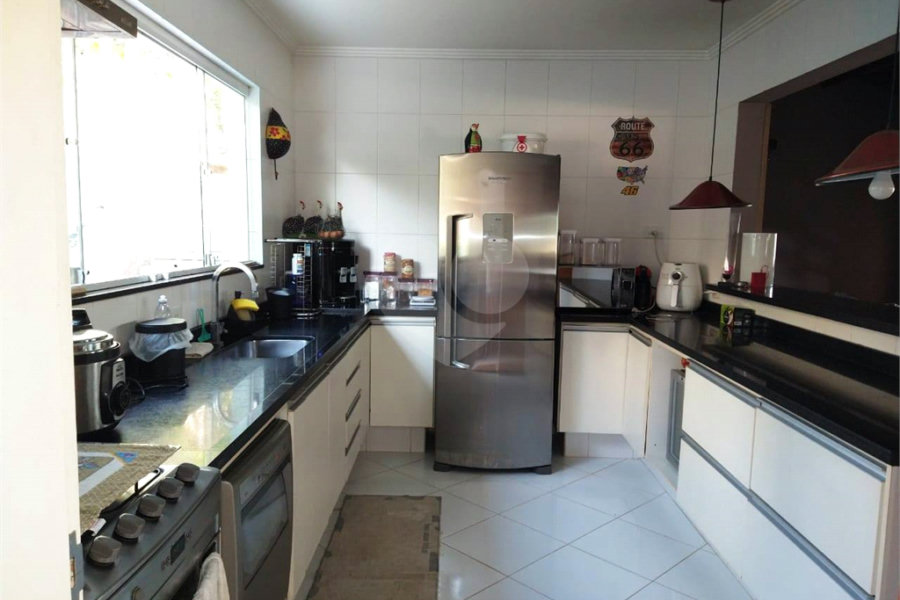 Casa à venda com 8 quartos, sendo 4 suítes, em Santa Inês, Mairiporã, SP