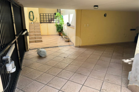 Casa à venda com 4 quartos, sendo 1 suíte, em Vila Henrique, Salto, SP