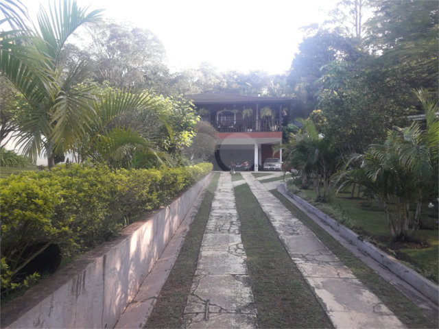 Casa Térrea à venda com 3 quartos, sendo 1 suíte,  em Serra da Cantareira, Mairiporã, SP