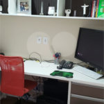 Apartamento à venda com 3 quartos, sendo 1 suíte,  em Vila Suissa, Mogi das Cruzes, SP
