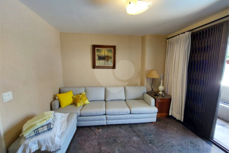 Cobertura à venda com 4 quartos, sendo 1 suíte, em Tijuca, Rio de Janeiro, RJ