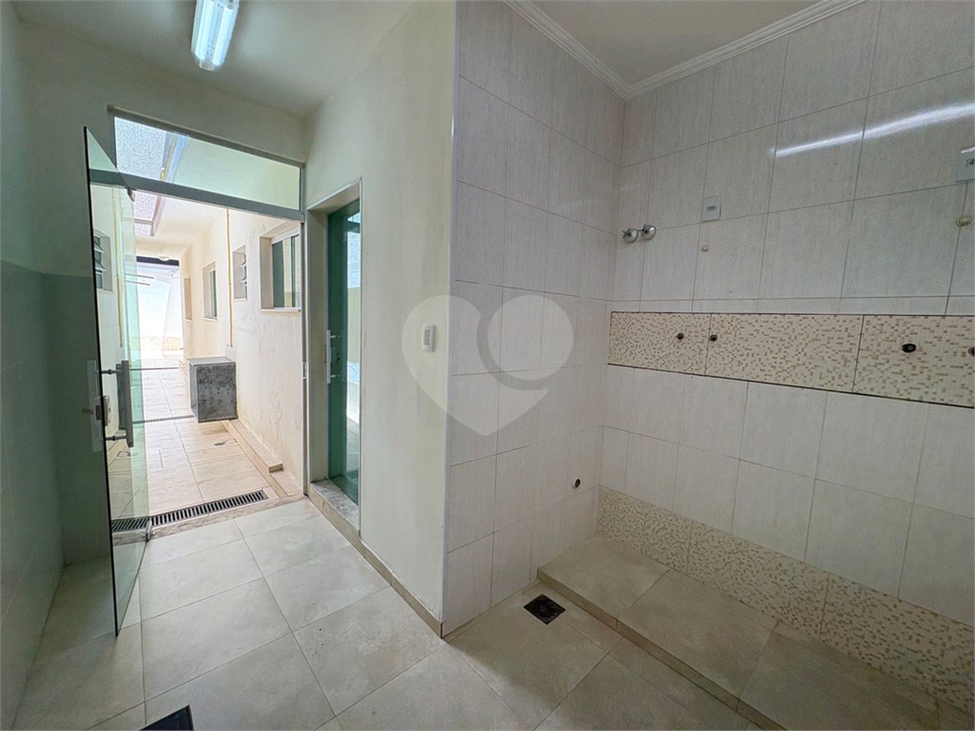 Casa para alugar em Vila Vitória, Mogi das Cruzes, SP