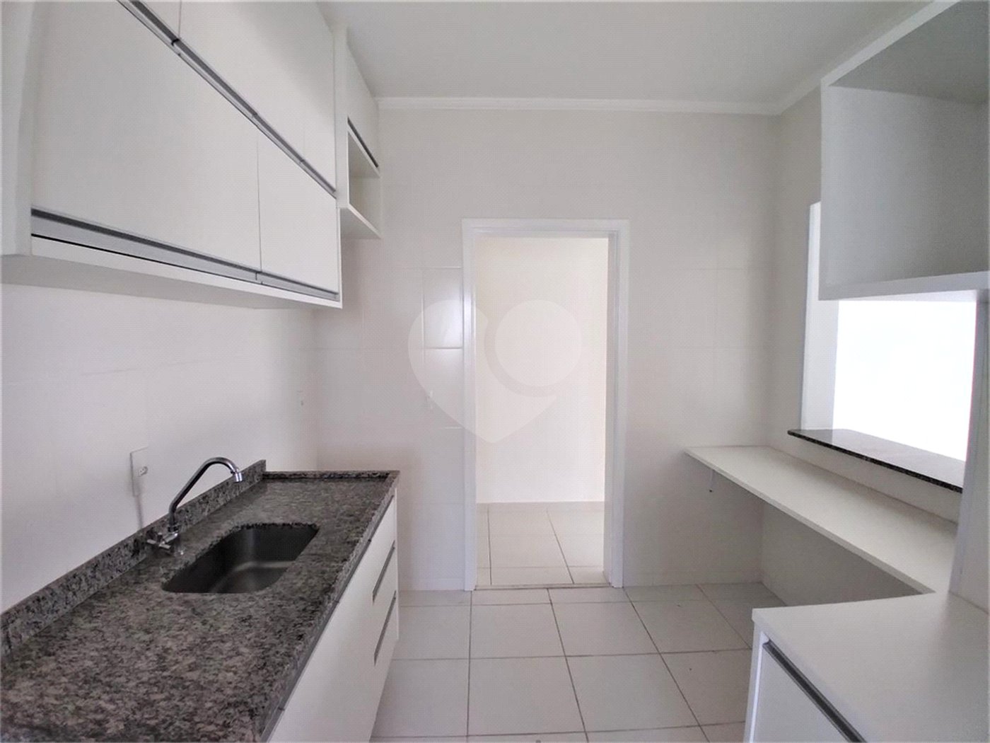 Apartamento para alugar com 2 quartos, sendo 1 suíte, em Parque São Lourenço, Indaiatuba, SP