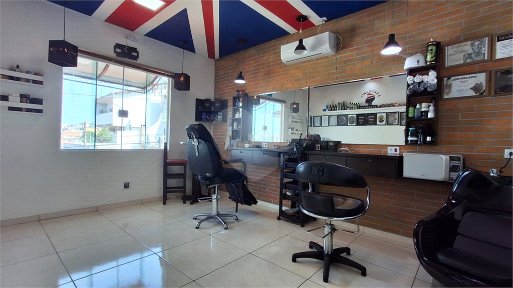 Casa à venda com 2 quartos, sendo 1 suíte, em Vila Assis, Sorocaba, SP