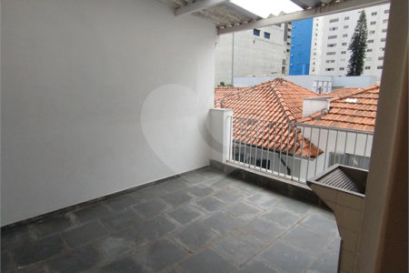 Casa à venda com 4 quartos, sendo 1 suíte, em Vila Mariana, São Paulo, SP