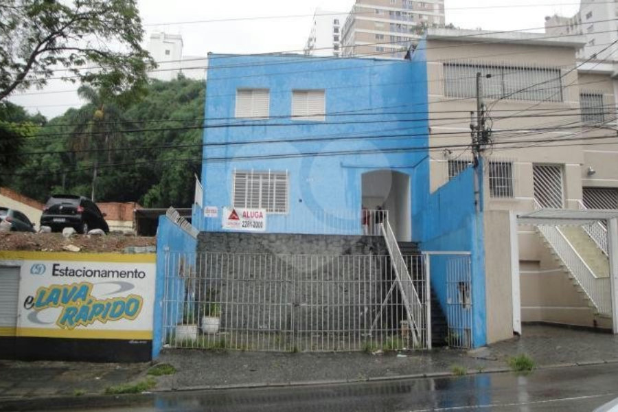 Sobrado à venda ou para alugar com 9 quartos em Santana, São Paulo, SP