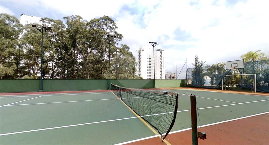 Apartamento à venda com 3 quartos, sendo 2 suítes, em Vila Suzana, São Paulo, SP