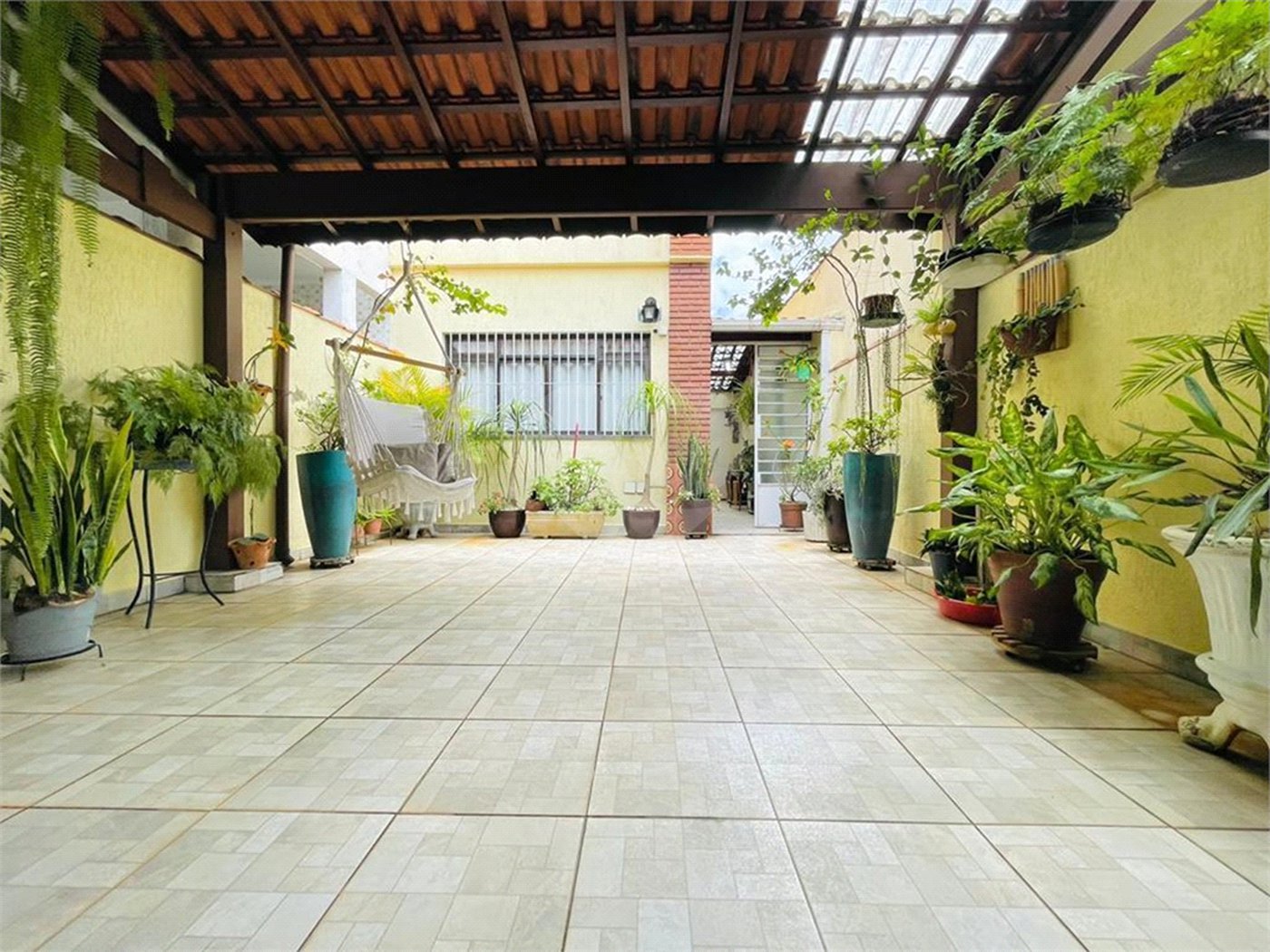 Villagio à venda com 4 quartos, sendo 2 suítes, em Saúde, São Paulo, SP