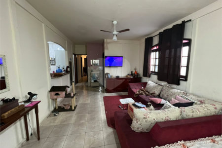 Casa à venda com 4 quartos, sendo 1 suíte,  em Jardim Ponte Grande, Mogi das Cruzes, SP