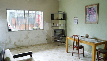 Sobrado à venda com 4 quartos, sendo 1 suíte, em Imirim, São Paulo, SP