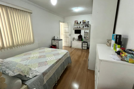 Casa à venda com 3 quartos, sendo 2 suítes, no condomínio Laura Serra, Rio de Janeiro - RJ
