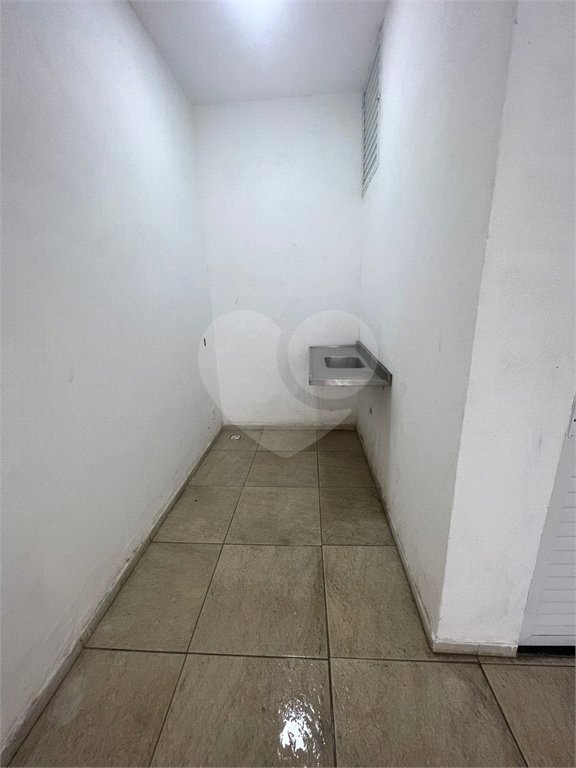 Loja para alugar em Santíssimo, Rio de Janeiro, RJ