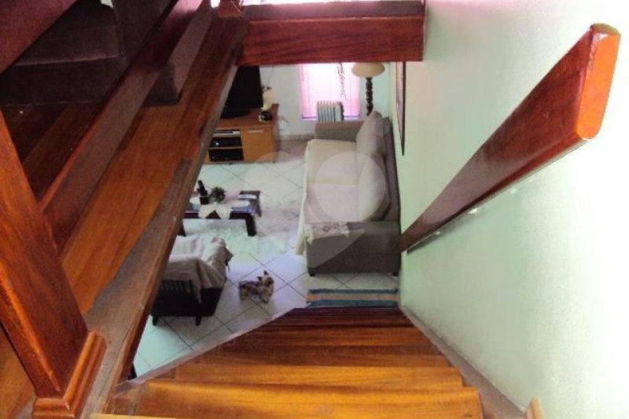 Sobrado à venda com 8 quartos em Vila Medeiros, São Paulo, SP