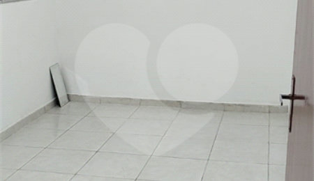 Casa à venda com 2 quartos, sendo 1 suíte,  em Jardim Míriam, Suzano, SP