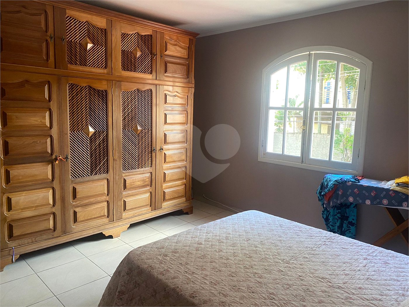 Sobrado à venda com 3 quartos, sendo 1 suíte, em Tremembé, São Paulo, SP