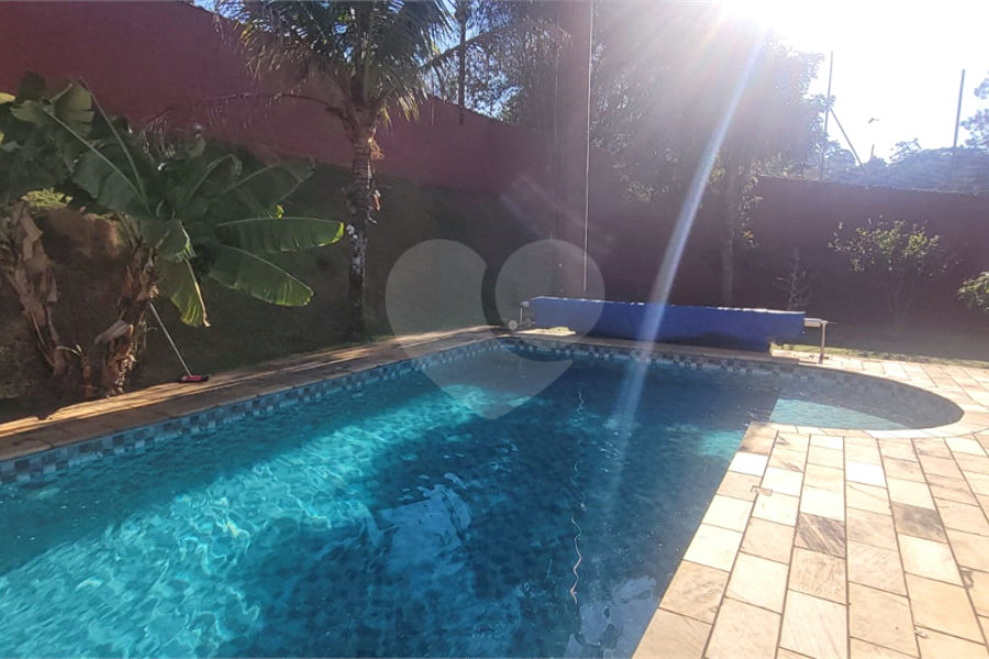Casa à venda com 3 quartos, sendo 2 suítes,  em Mantiqueira, Mairiporã, SP