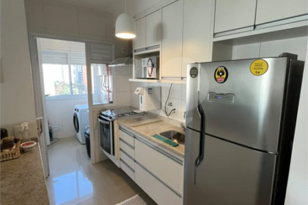 Apartamento com 2 dormitórios, 2 vagas e depósito privativo na Vila Mariana