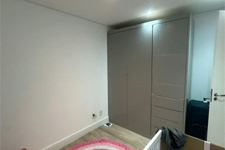 Apartamento à venda com 3 quartos, sendo 1 suíte,  em Jardim Vazani, São Paulo, SP