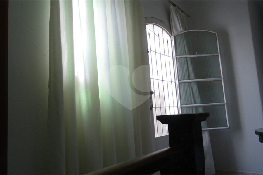 Sobrado à venda com 4 quartos em Santana, São Paulo, SP