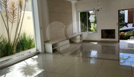 Casa à venda com 3 suítes no condomínio Atibia Park 1, Atibaia - SP