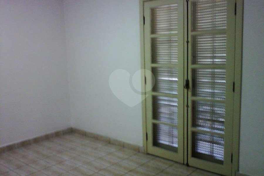 Sobrado à venda com 4 quartos em Vila Nova Mazzei, São Paulo, SP