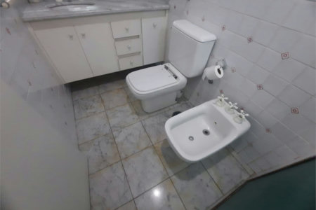 Apartamento Residencial à venda, Pitangueiras, Guarujá - AP0136.