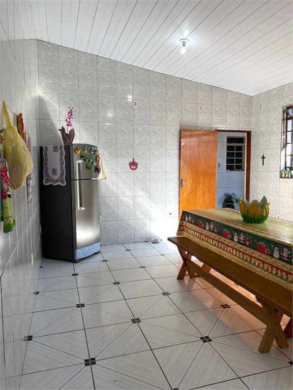 Casa à venda com 2 quartos, sendo 1 suíte, no Centro, Araçoiaba da Serra, SP