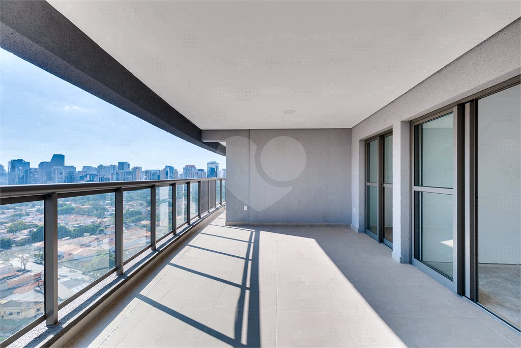 Apartamento à venda com 4 quartos, sendo 3 suítes,  em Brooklin, São Paulo, SP