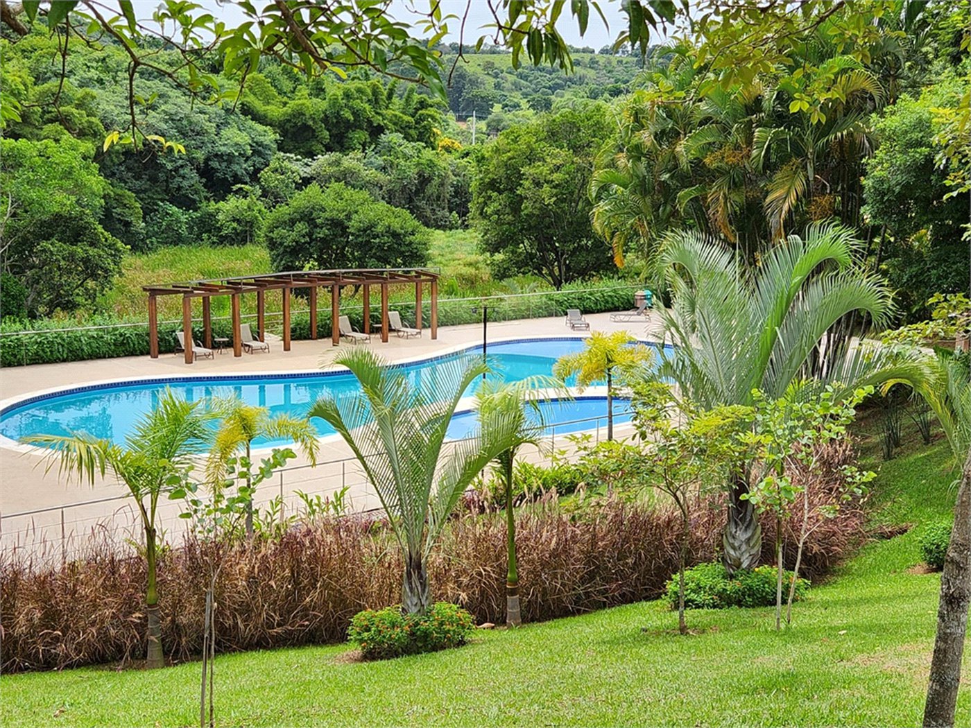 Terreno à venda no condomínio Santa Isabel I, Louveira - SP
