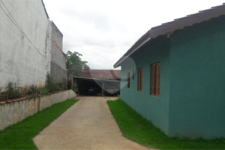 Chácara à venda com 5 quartos, sendo 2 suítes, em Campos de Atibaia, Atibaia, SP