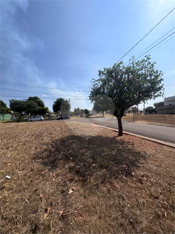 Terreno à venda em Residencial Village Damha II, Araraquara, SP