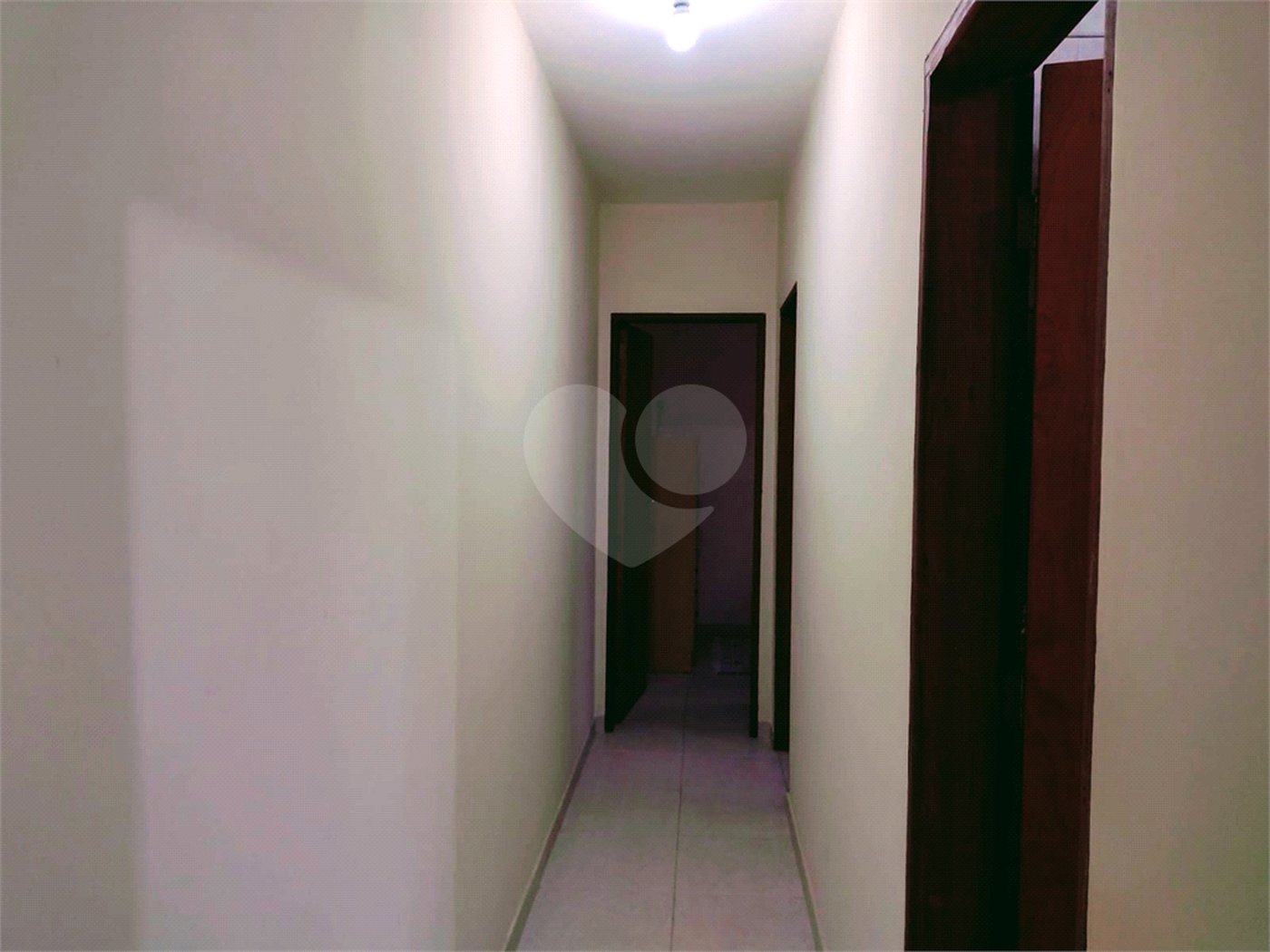 Casa à venda com 3 quartos, sendo 1 suíte,  em Capela, Vinhedo, SP