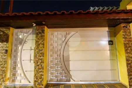 Sobrado à venda com 3 suítes em Vila Mazzei, São Paulo, SP