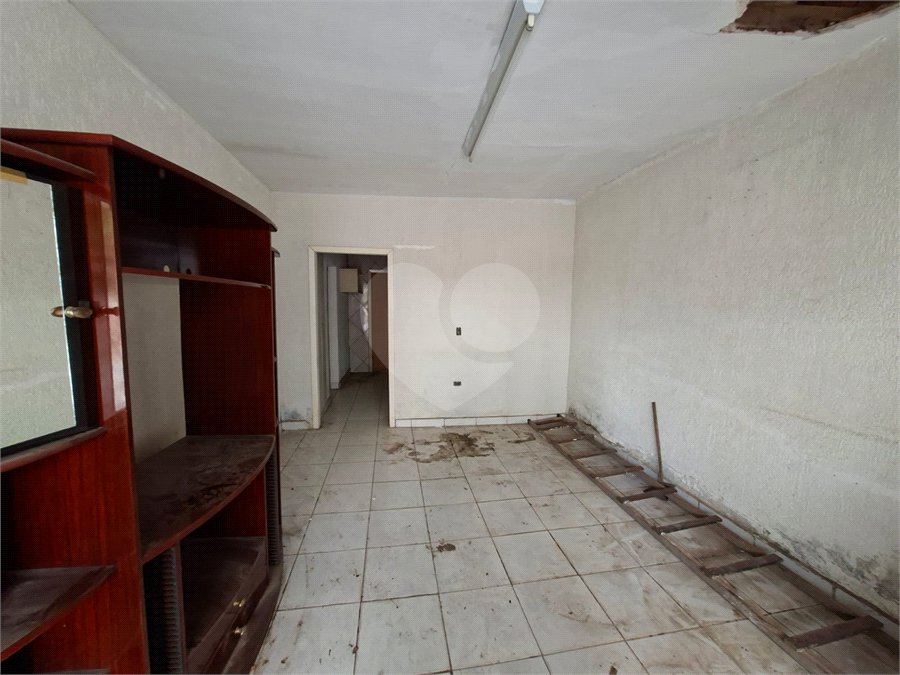 Casa à venda com 2 quartos, sendo 1 suíte, em Vila Galvão, Guarulhos, SP