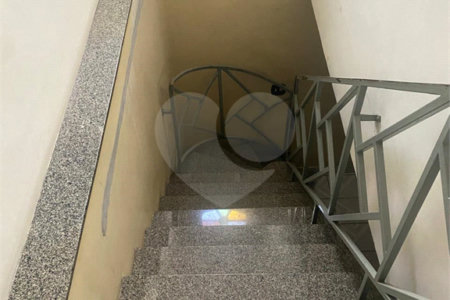Sobrado à venda com 3 quartos em Jardim Imperador, Suzano, SP