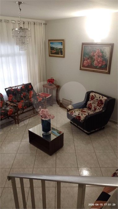 Casa à venda com 3 quartos em Horto Florestal, São Paulo, SP