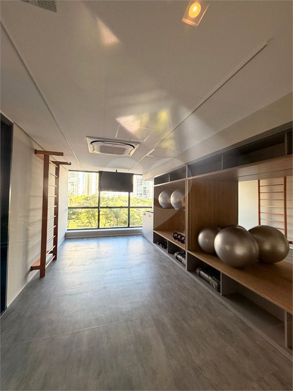 Apartamento à venda com 4 quartos, sendo 3 suítes, em Água Branca, São Paulo, SP