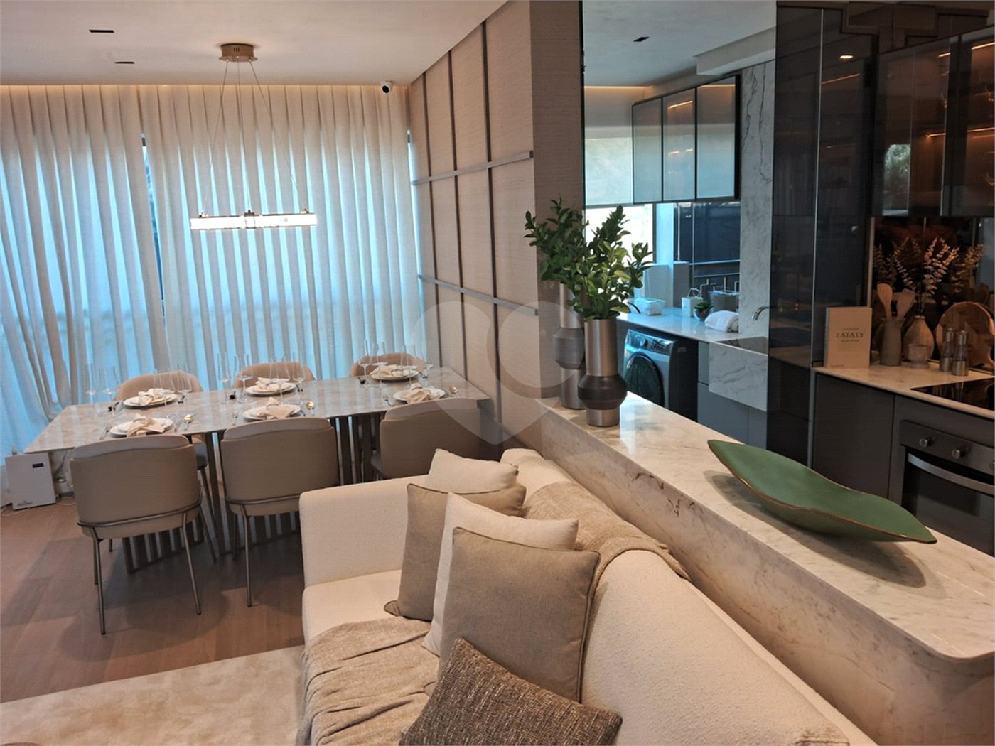 Apartamento à venda com 3 suítes em Vila Mariana, São Paulo, SP