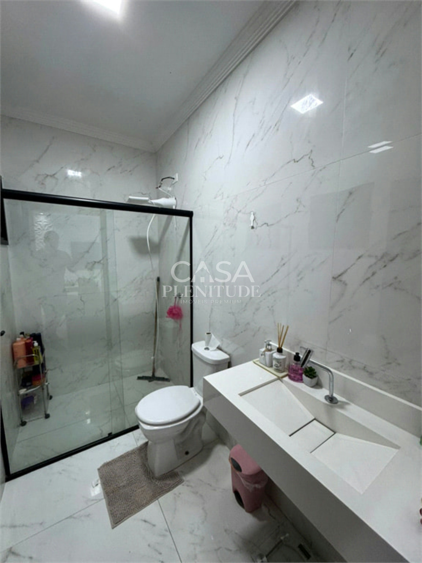 Casa em condomínio à venda com 2 quartos, sendo 1 suíte, em Horto Florestal, Sorocaba, SP