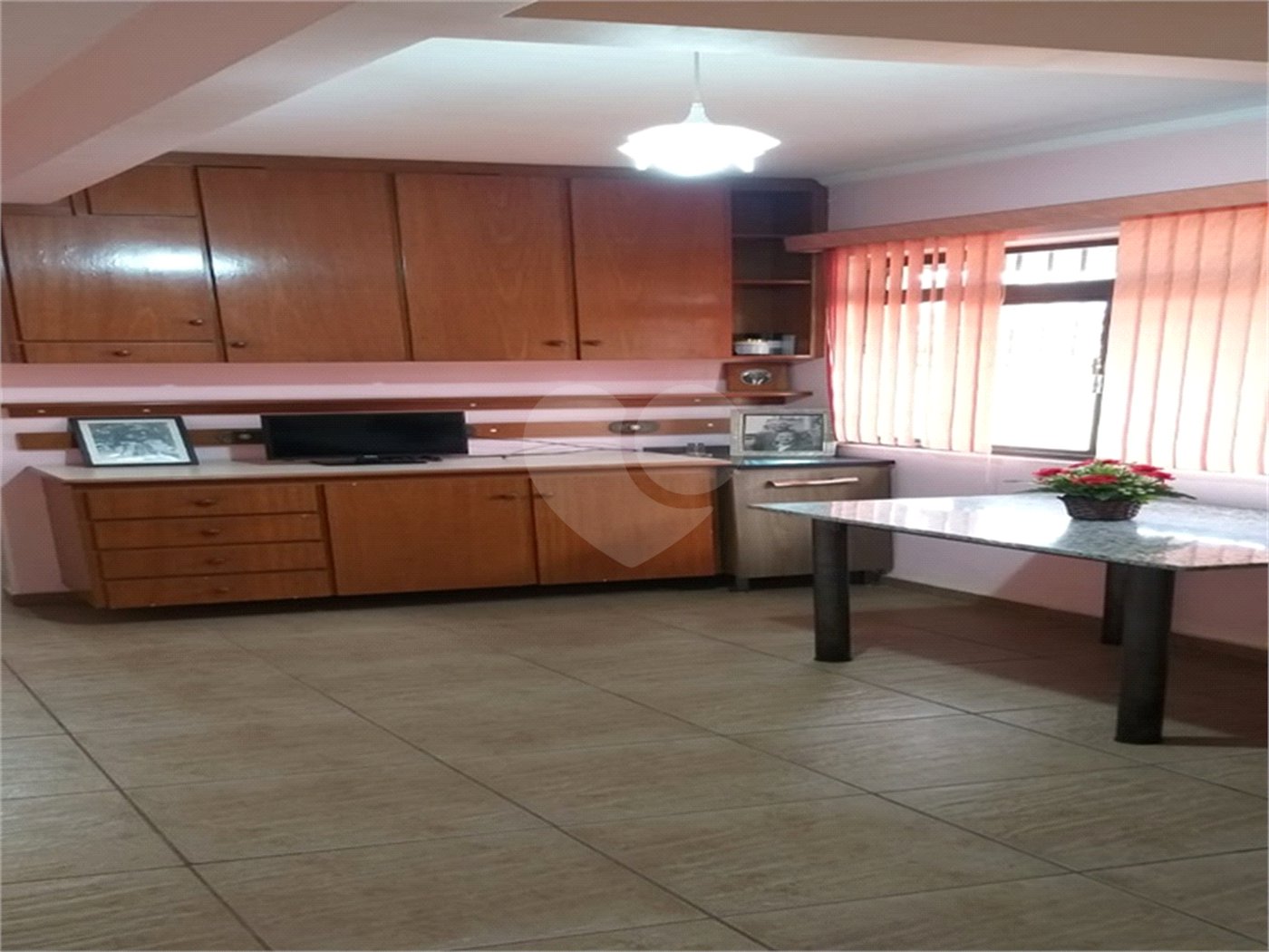Sobrado à venda com 3 quartos em Chora Menino, São Paulo, SP