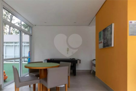 Apartamento à venda com 3 quartos, sendo 1 suíte, em Vila Andrade, São Paulo, SP