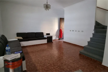 Casa à venda com 3 quartos, sendo 1 suíte, em Jardim Rosa Maria, São Paulo, SP
