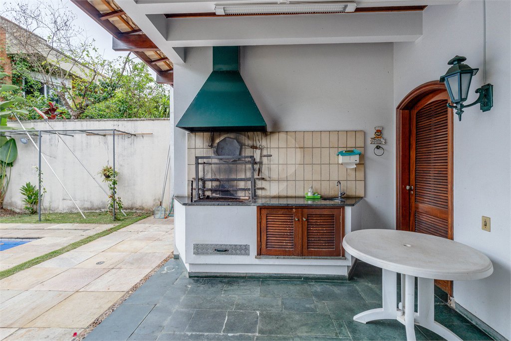 Casa à venda ou para alugar com 4 suítes em Brooklin Velho, São Paulo, SP