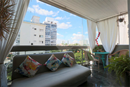Apartamento à venda com 4 quartos, sendo 3 suítes, em Campo Belo, São Paulo, SP