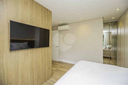 Apartamento à venda com 3 suítes em Cidade Jardim, São Paulo, SP