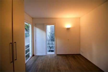 Casa à venda ou para alugar com 5 quartos, sendo 3 suítes, em Vila Madalena, São Paulo, SP